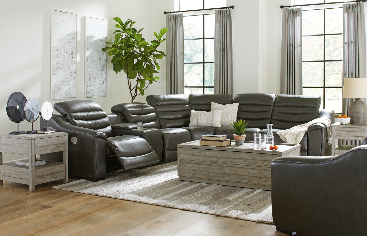 Center Line 6-Piece Sectional with Recliner