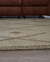 Load image into Gallery viewer, Guyford Medium Rug
