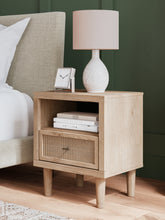 Load image into Gallery viewer, Cielden King Panel Headboard with Mirrored Dresser and Nightstand
