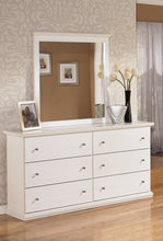 Load image into Gallery viewer, Bostwick Shoals King Panel Bed with Mirrored Dresser and 2 Nightstands
