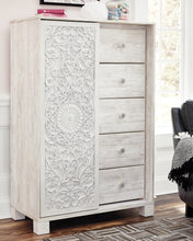 Load image into Gallery viewer, Paxberry Queen Panel Bed with Mirrored Dresser and Chest
